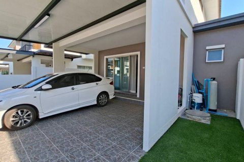 Дом в Паттайе, Таиланд с 3 спальнями  № 159185 - фото 3