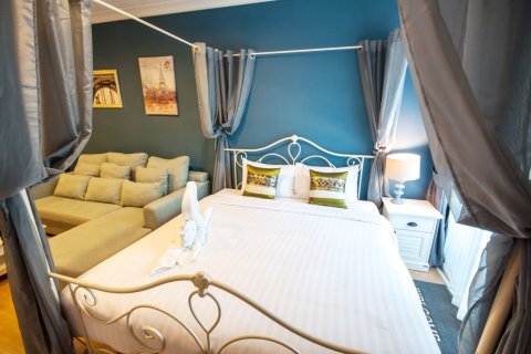 Condo in Hua Hin, Thailand, 2 bedrooms № 159190 - photo 4