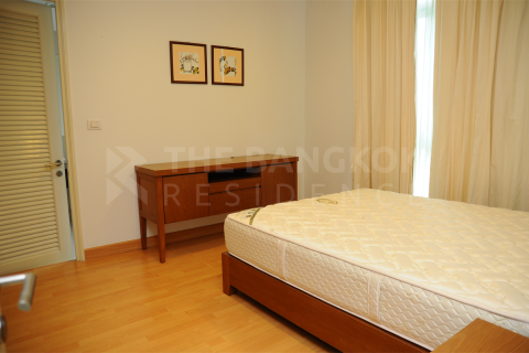 Condo in Bangkok, Thailand, 3 bedrooms № 184712 - photo 8