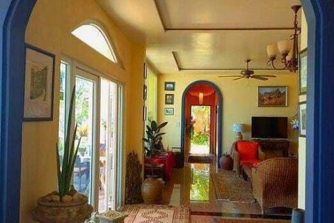 Дом в Накхонситхаммарате, Таиланд с 4 спальнями  № 136885 - фото 9