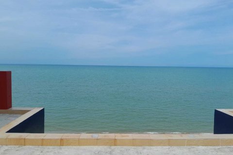 Дом в Накхонситхаммарате, Таиланд с 4 спальнями  № 136885 - фото 21