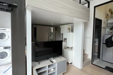 Studio in the Condo in Ratchathewi, Bangkok, Thailand  № 158415 - photo 2