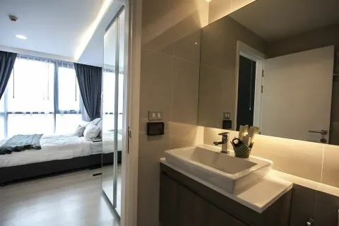 Studio dans le Condo à Khlong Toei, Bangkok, Thaïlande  № 158418 - photo 5