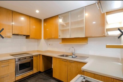 Penthouse in Watthana, Bangkok, Thailand 3 bedrooms № 158416 - photo 7