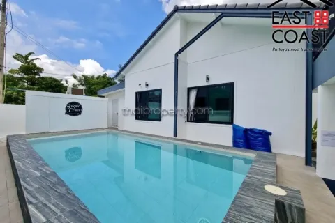 Casa de 2 dormitorios en Pattaya, Tailandia № 213653 - foto 3