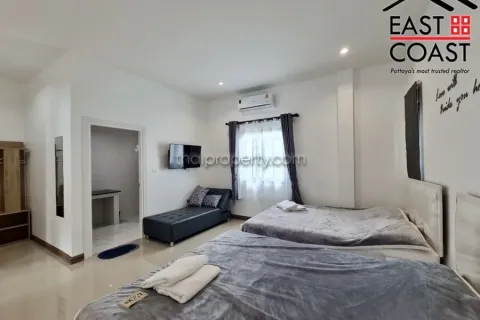 Casa de 2 dormitorios en Pattaya, Tailandia № 213653 - foto 11