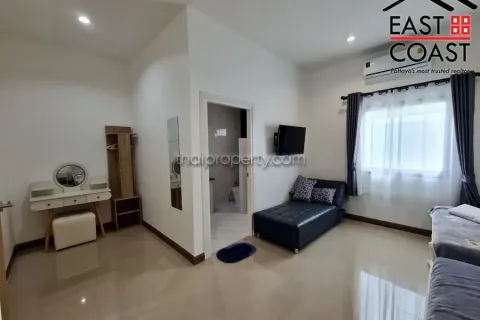 Casa de 2 dormitorios en Pattaya, Tailandia № 213653 - foto 12