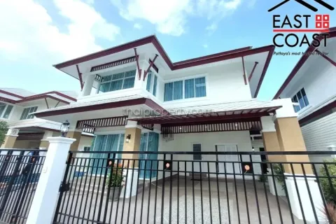 Casa de 4 dormitorios en Pattaya, Tailandia № 213651