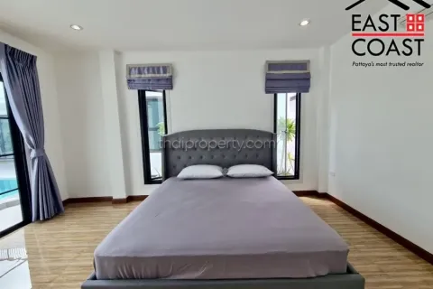 Casa de 5 dormitorios en Pattaya, Tailandia № 213652 - foto 30
