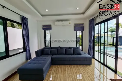 Casa de 5 dormitorios en Pattaya, Tailandia № 213652 - foto 27