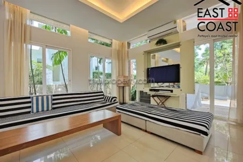 Casa de 3 dormitorios en Pattaya, Tailandia № 213654 - foto 27