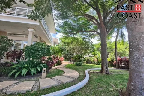 Casa de 3 dormitorios en Pattaya, Tailandia № 213654 - foto 9