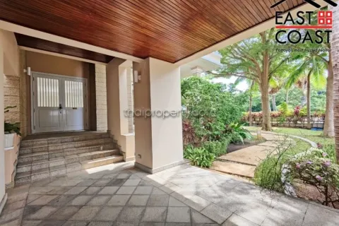 Casa de 3 dormitorios en Pattaya, Tailandia № 213654 - foto 11