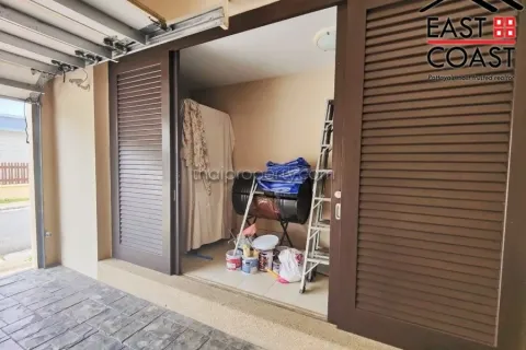 Casa de 3 dormitorios en Pattaya, Tailandia № 213654 - foto 8
