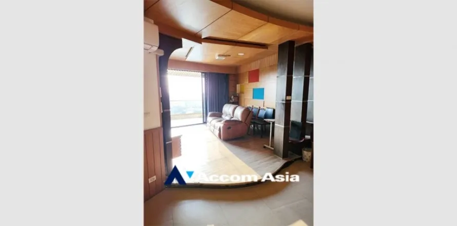 Eigentumswohnung in Bang Kho Laem, Bangkok, Thailand, 4 Schlafzimmer № 215406