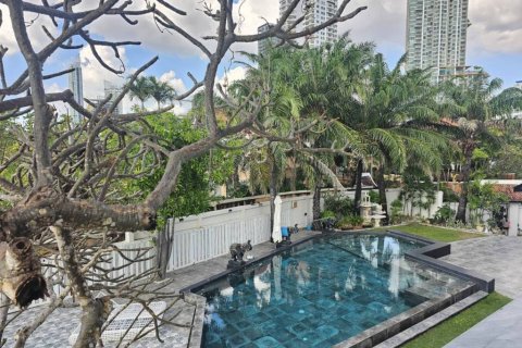 Вилла в Саттахипе, Таиланд с 10 спальнями  № 119181 - фото 10