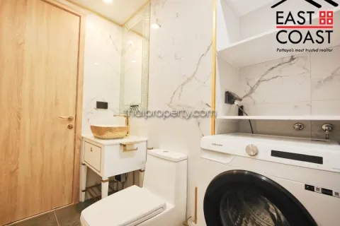 Condominio de 2 dormitorios en Jomtien Beach, Pattaya, Tailandia № 213302 - foto 27