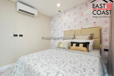 Condominio de 2 dormitorios en Jomtien Beach, Pattaya, Tailandia № 213302 - foto 14