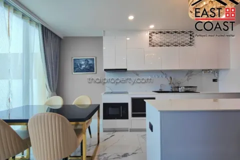 Condominio de 2 dormitorios en Jomtien Beach, Pattaya, Tailandia № 213302 - foto 6