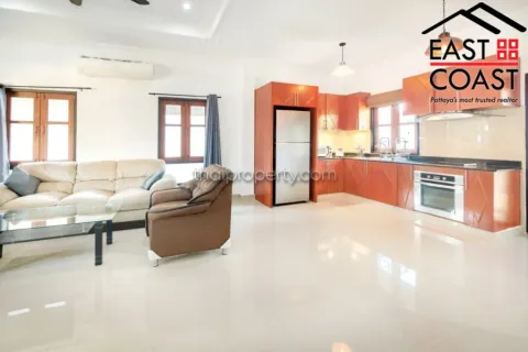 Casa de 3 dormitorios en Pattaya, Tailandia № 213304 - foto 11