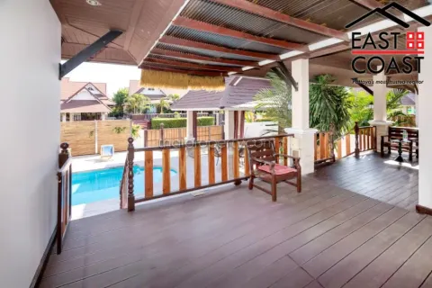 Casa de 3 dormitorios en Pattaya, Tailandia № 213304 - foto 5