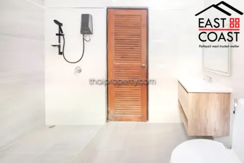 Casa de 3 dormitorios en Pattaya, Tailandia № 213304 - foto 30