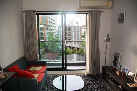 Студия в кондо в Сатхоне, Бангкок, Таиланд № 155225 - фото 3