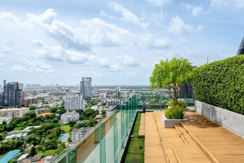 Condo in Khlong Toei, Bangkok, Thailand, 2 bedrooms  № 155230 - photo 15