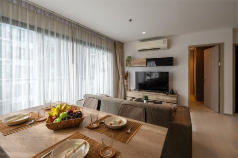 Condo in Khlong Toei, Bangkok, Thailand, 2 bedrooms  № 155230 - photo 2