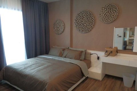 Студия в кондо в Клонг Тоэй, Бангкок, Таиланд № 155228 - фото 9