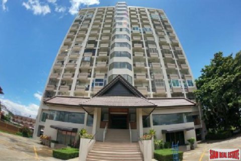 Apartment in Chiang Mai, Thailand 2 bedrooms № 193779 - photo 5