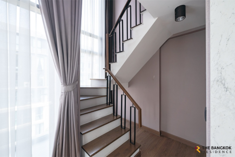 Condo in Bangkok, Thailand, 3 bedrooms  № 188692