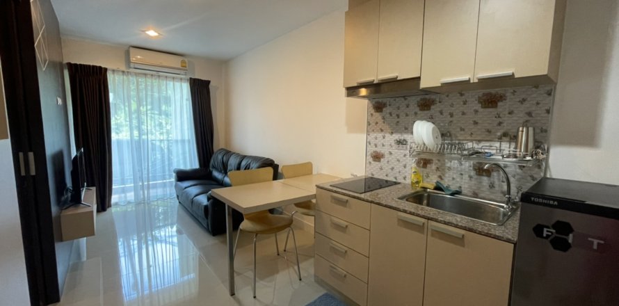 Condo in Pattaya, Thailand, 1 bedroom in Trio Gems  № 204598