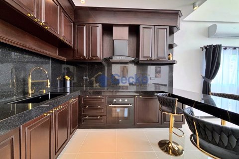 House in Pattaya, Thailand 6 bedrooms № 195938 - photo 8