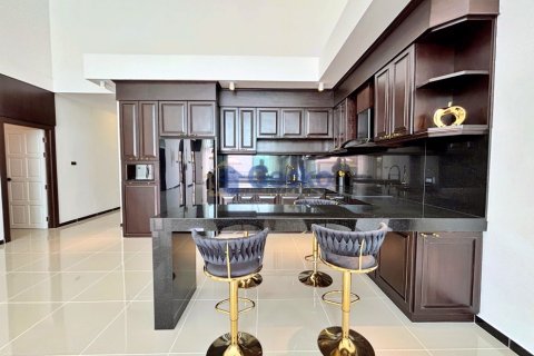 House in Pattaya, Thailand 6 bedrooms № 195938 - photo 7