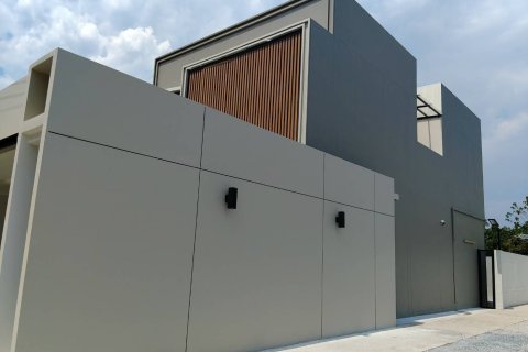 House in Chiang Mai, Thailand 3 bedrooms № 171047