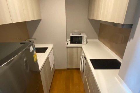 Condo in Khlong Toei, Bangkok, Thailand, 2 bedrooms  № 145045 - photo 8