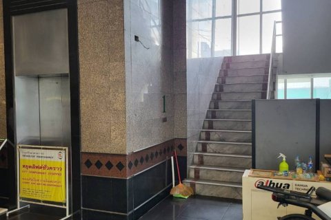 Commercial property in Bangkok, Thailand 7700 sq.m. № 116322 - photo 7