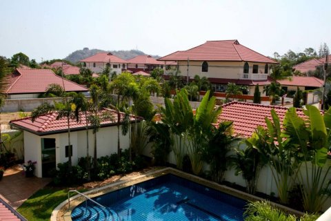 House in Hua Hin, Thailand 4 bedrooms № 116320 - photo 4