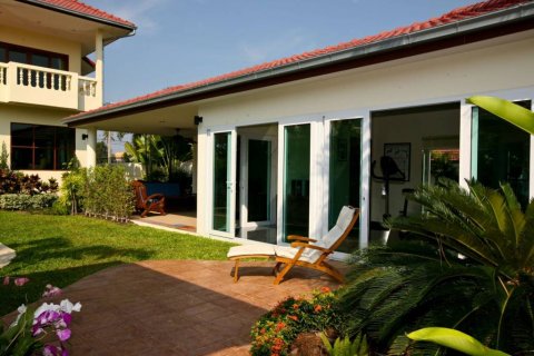 House in Hua Hin, Thailand 4 bedrooms № 116320 - photo 6