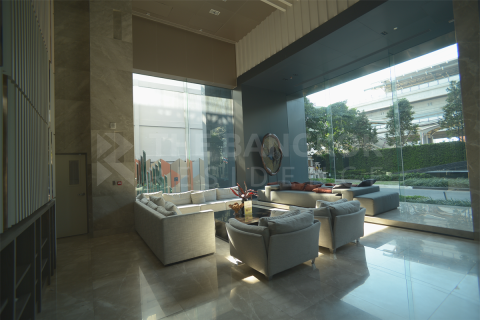 Condo in Bangkok, Thailand, 2 bedrooms № 186041 - photo 2