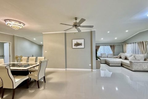 Дом в Паттайе, Таиланд с 4 спальнями  № 157964 - фото 12