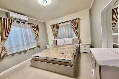 Дом в Паттайе, Таиланд с 4 спальнями  № 157964 - фото 3