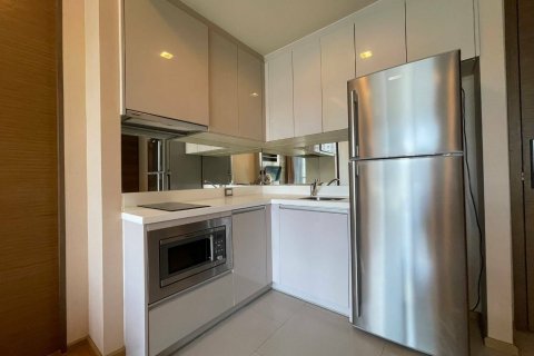 Condo in Bang Rak, Bangkok, Thailand, 2 bedrooms  № 141590 - photo 4