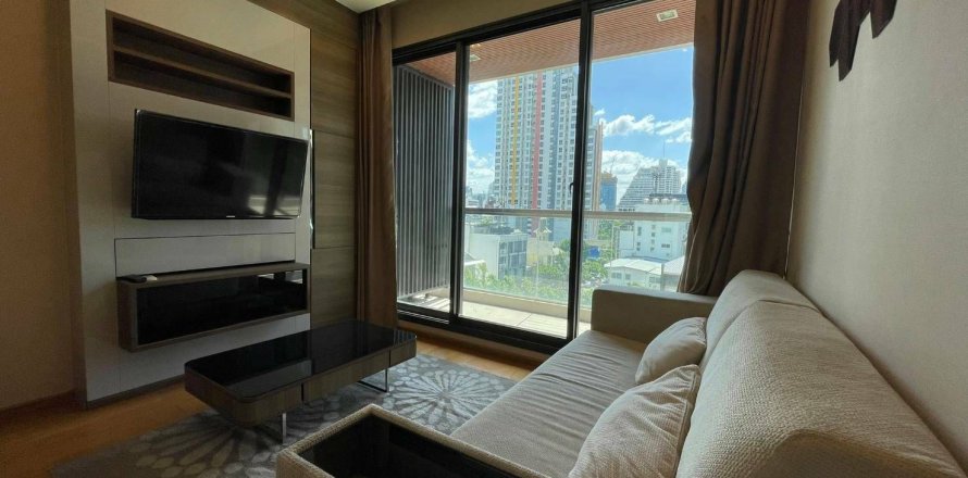 Condo in Bang Rak, Bangkok, Thailand, 2 bedrooms  № 141590