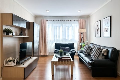 Condo à Watthana, Bangkok, Thaïlande, 2 chambres № 137199 - photo 1