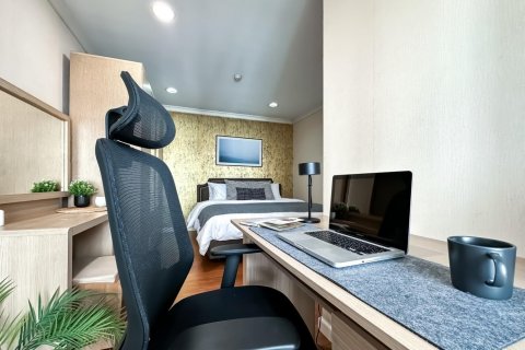 Condo à Watthana, Bangkok, Thaïlande, 2 chambres № 137199 - photo 4