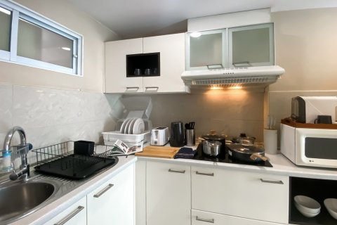 Condo à Watthana, Bangkok, Thaïlande, 2 chambres № 137199 - photo 5