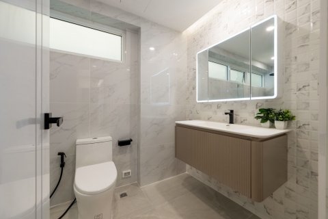 Кондоминиум с 2 спальнями в Ваттхане, Бангкок, Таиланд № 137200 - фото 10