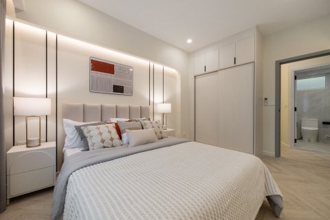 Кондоминиум с 2 спальнями в Ваттхане, Бангкок, Таиланд № 137200 - фото 1